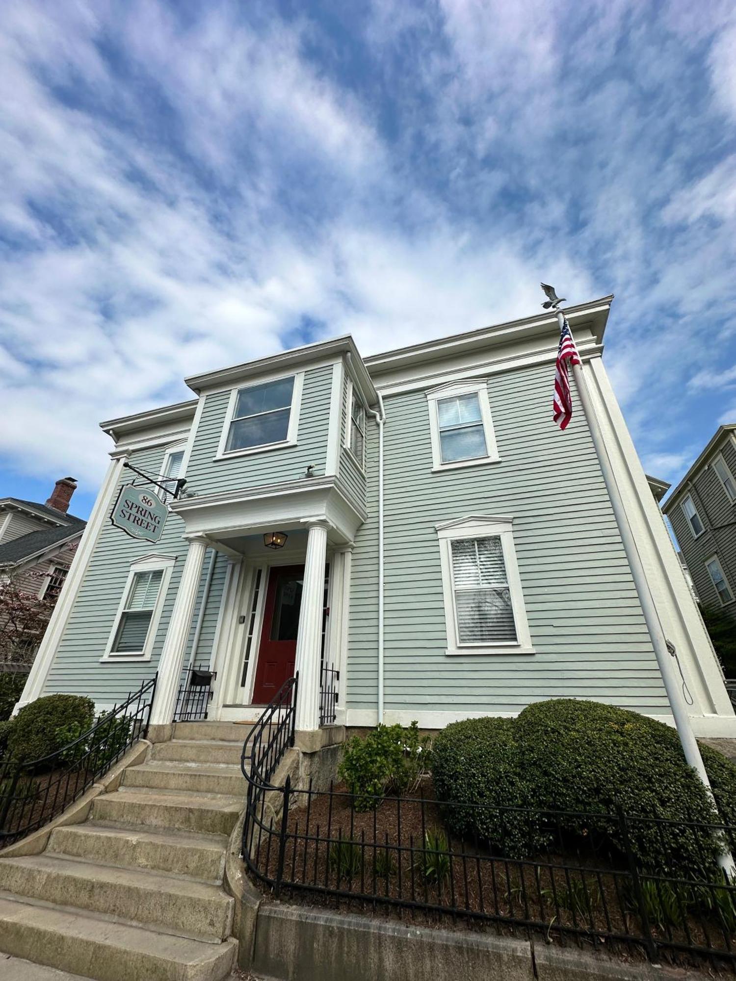 Entire Charming Victorian Home Downtown Newport Tower Eksteriør billede